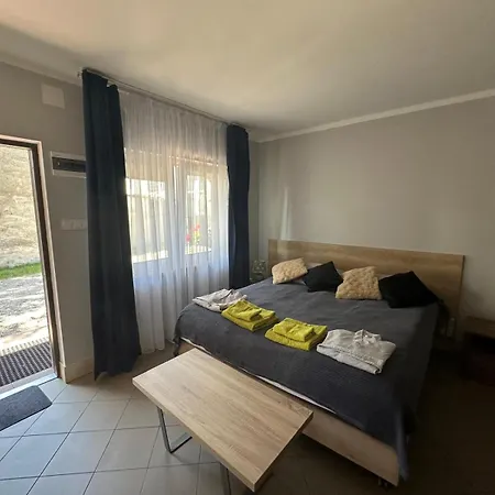 Typu Studio 50 Metrow Od Morza Pensión Ustronie Morskie